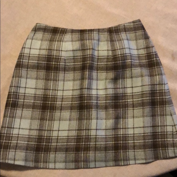 Ann Taylor Loft plaid skirt 4 petite - Picture 2 of 4
